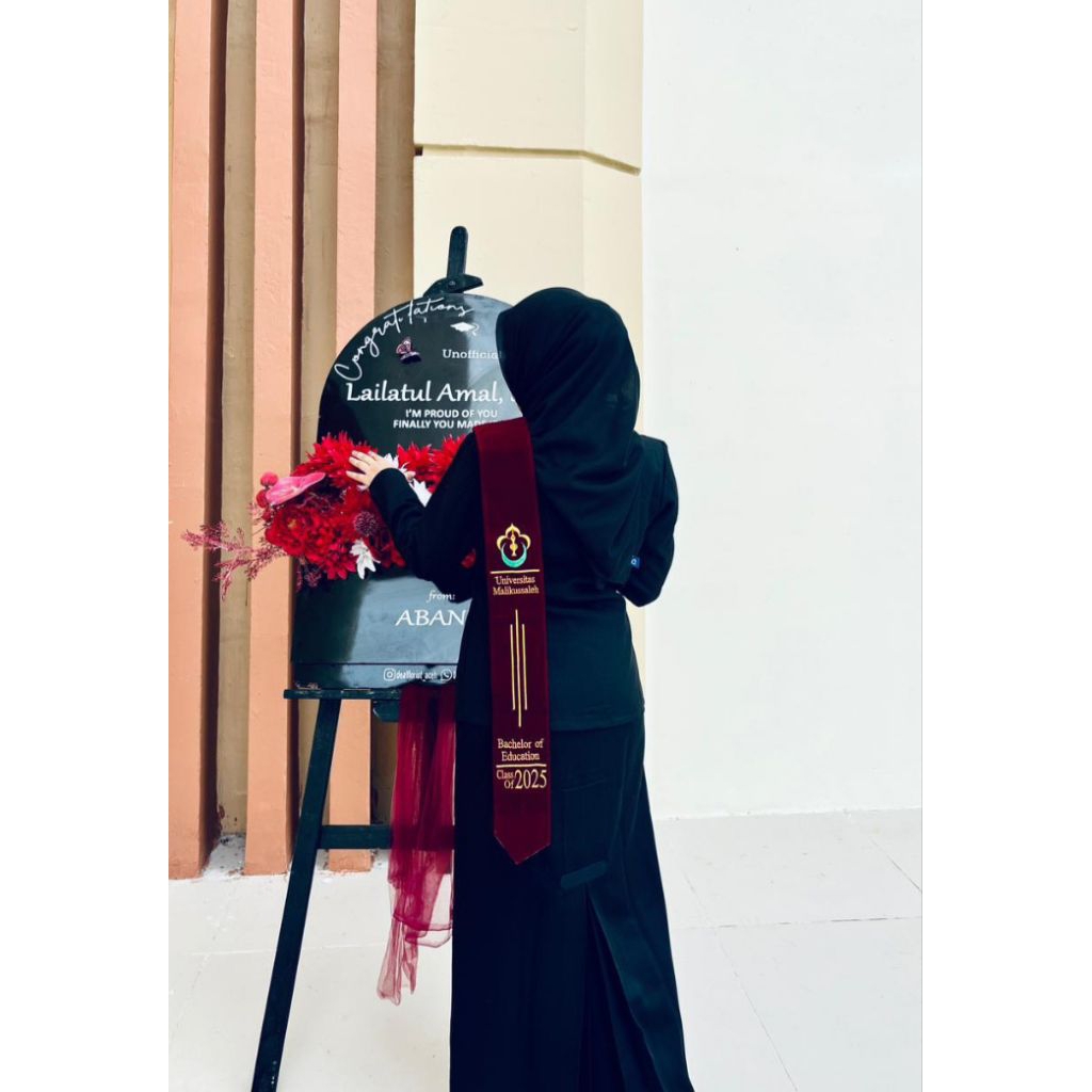 selempang sidang, wisuda