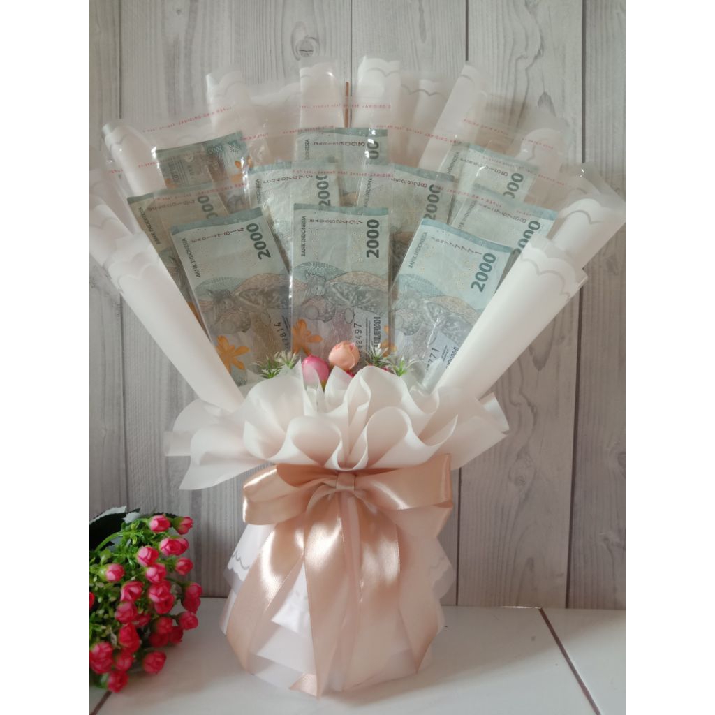 Buket Uang 2 ribu 10 lembar