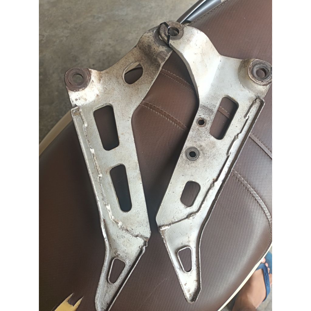 bostep belakang fiz r force1 fiz second original