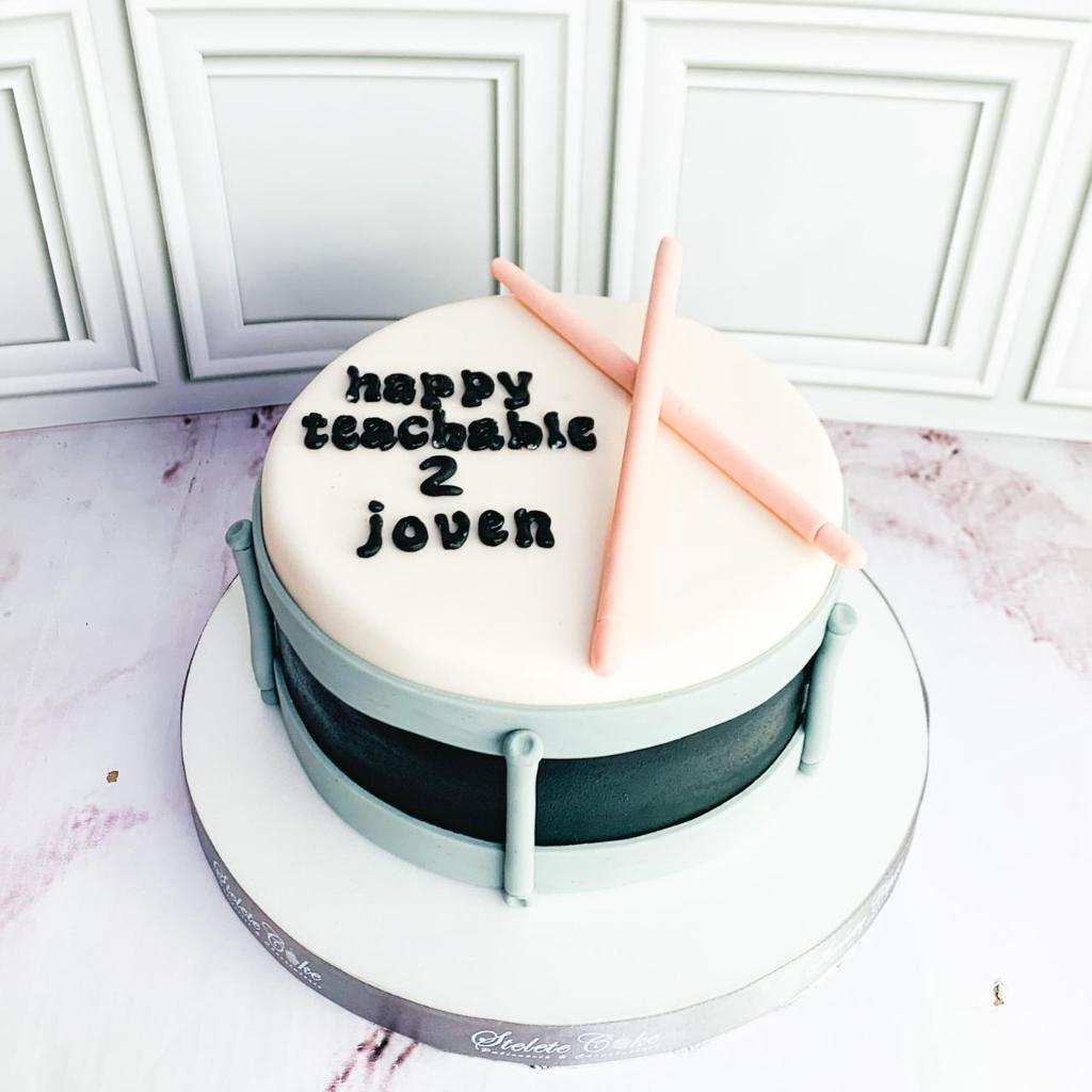 

Kue Ulang Tahun/Birthday Cake/Kue Ultah tema Bedug/bedug Cake/Kue Birthday Jakarta