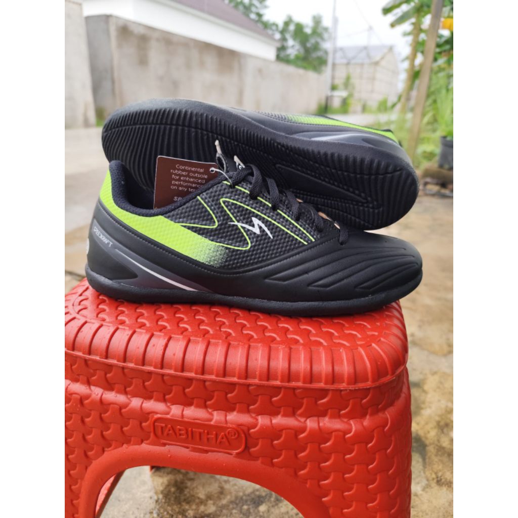 SEPATU FUTSAL MURAH PONTIANAK