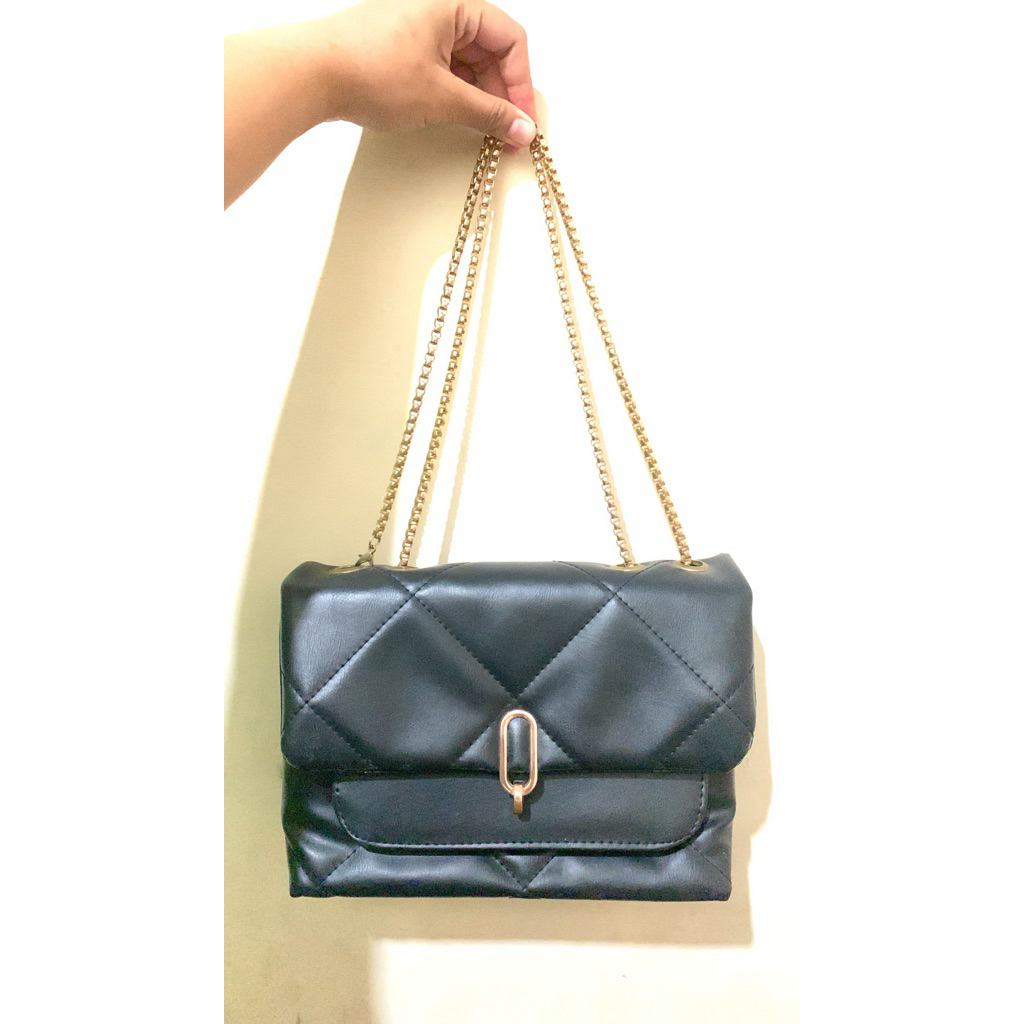 Preloved shoulder bag, jarang pakai like new