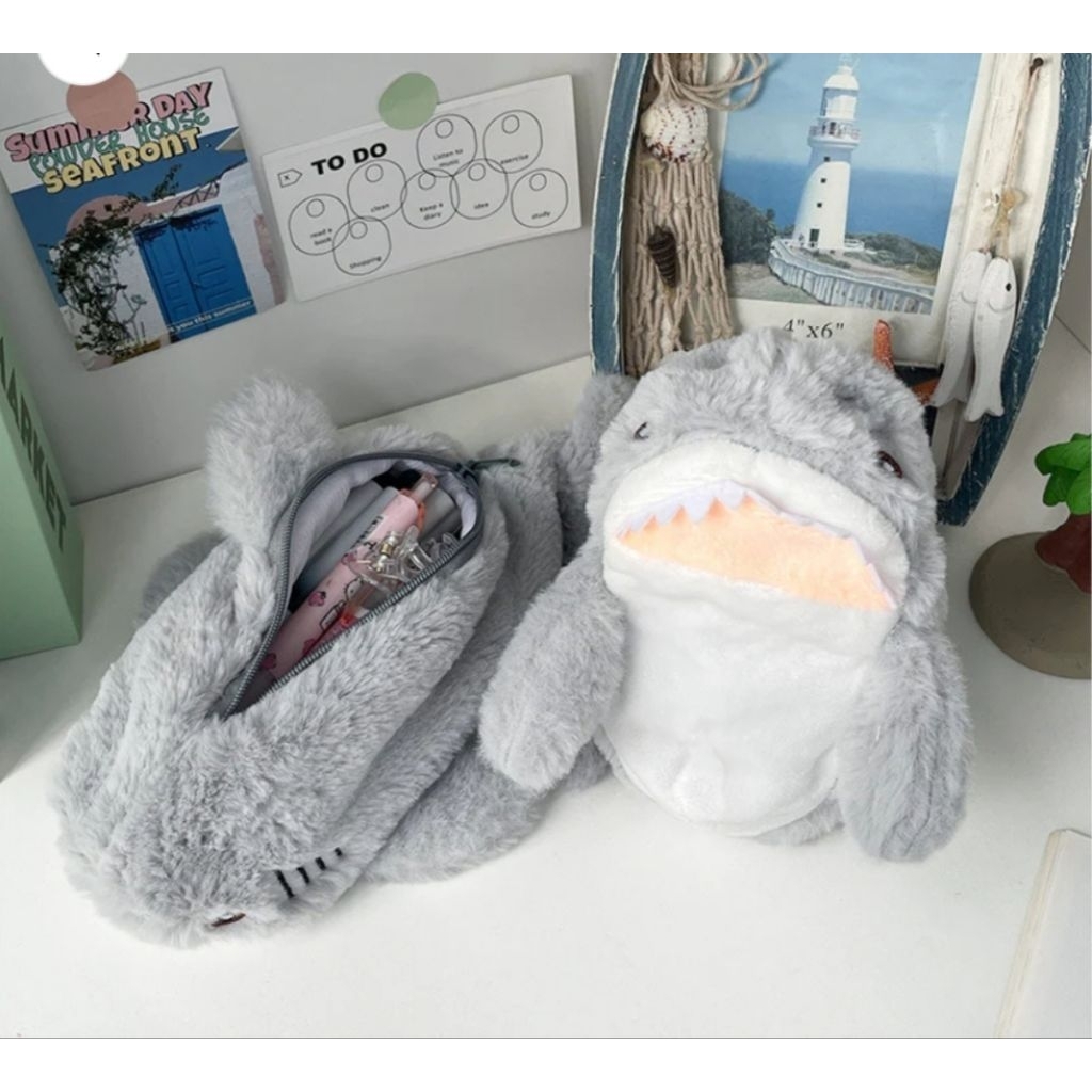 

Tempat Pensil Boneka Hiu Bulu Halus Fluffy Shark Pencil Case MCOB4233