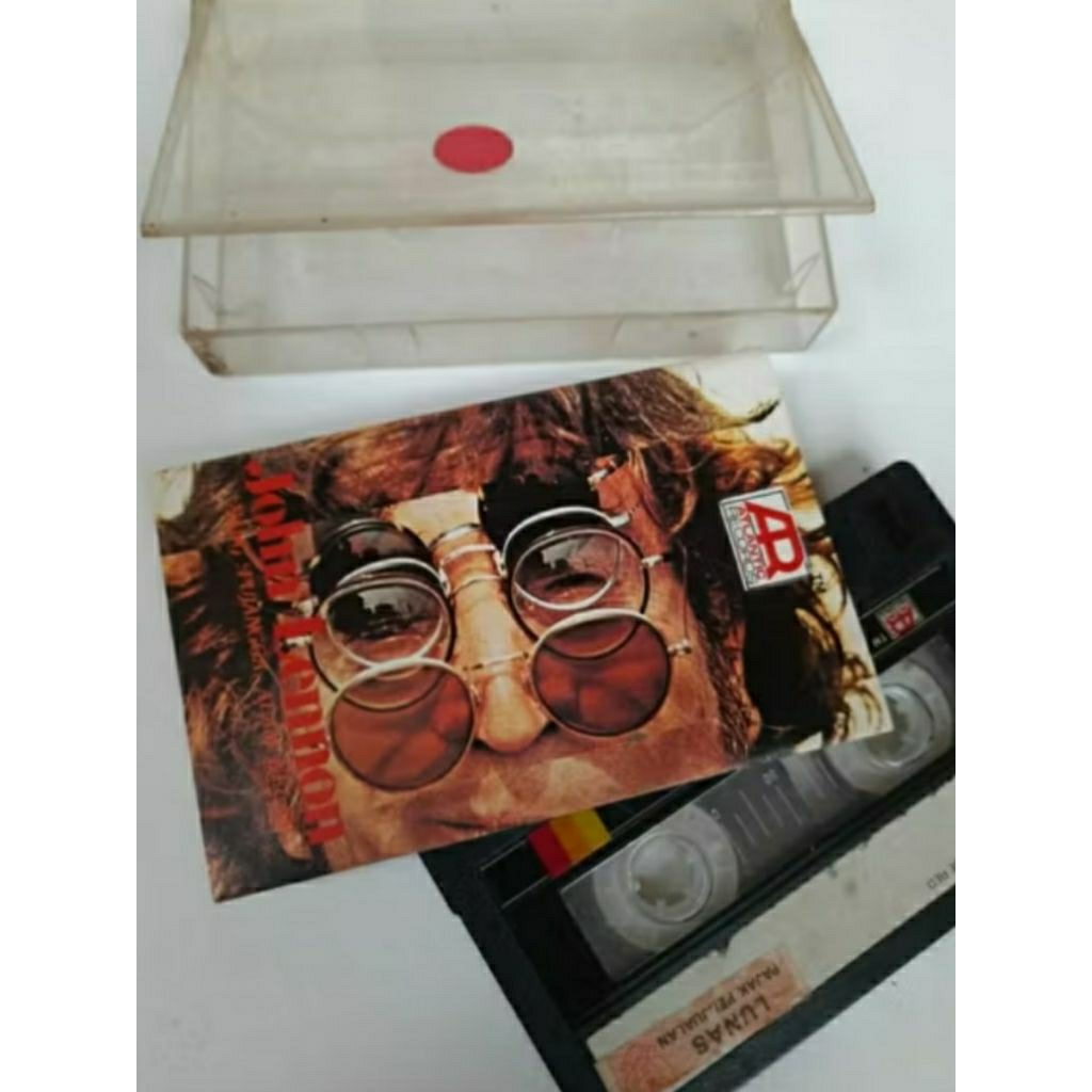 kaset pita John lennon