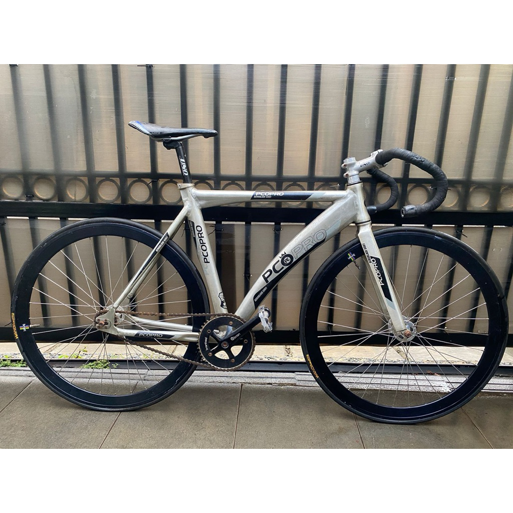 FIXIE BIKE Sepeda Fixie Frame Aeroblade 6061 Wheelset Brain Sepeda Pixie Sepeda Fixie Like New Secon