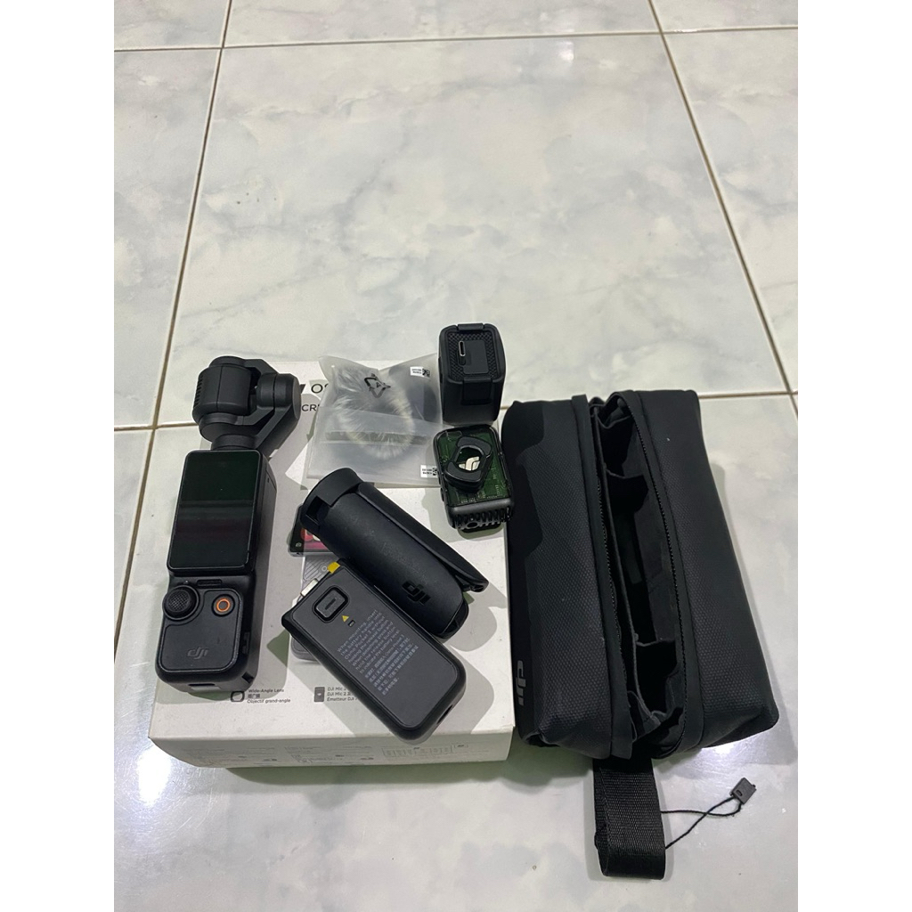 DJI Osmo Pocket 3 Creator Combo