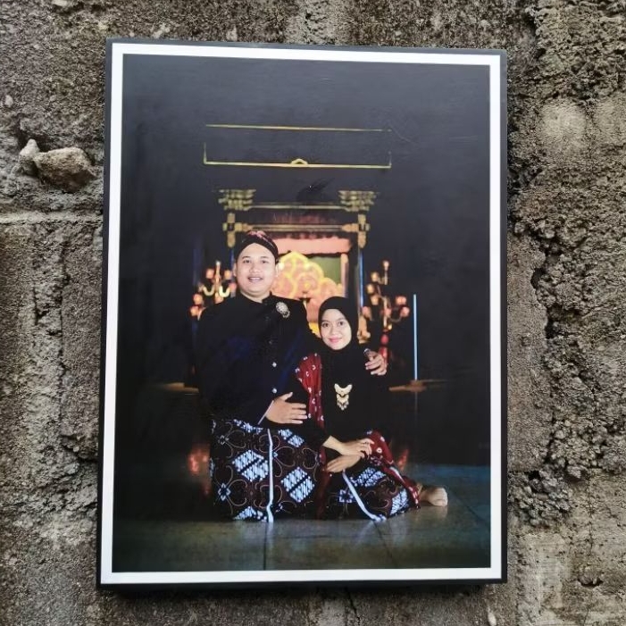 CETAK FOTO PLUS BINGKAI 40x60 cm