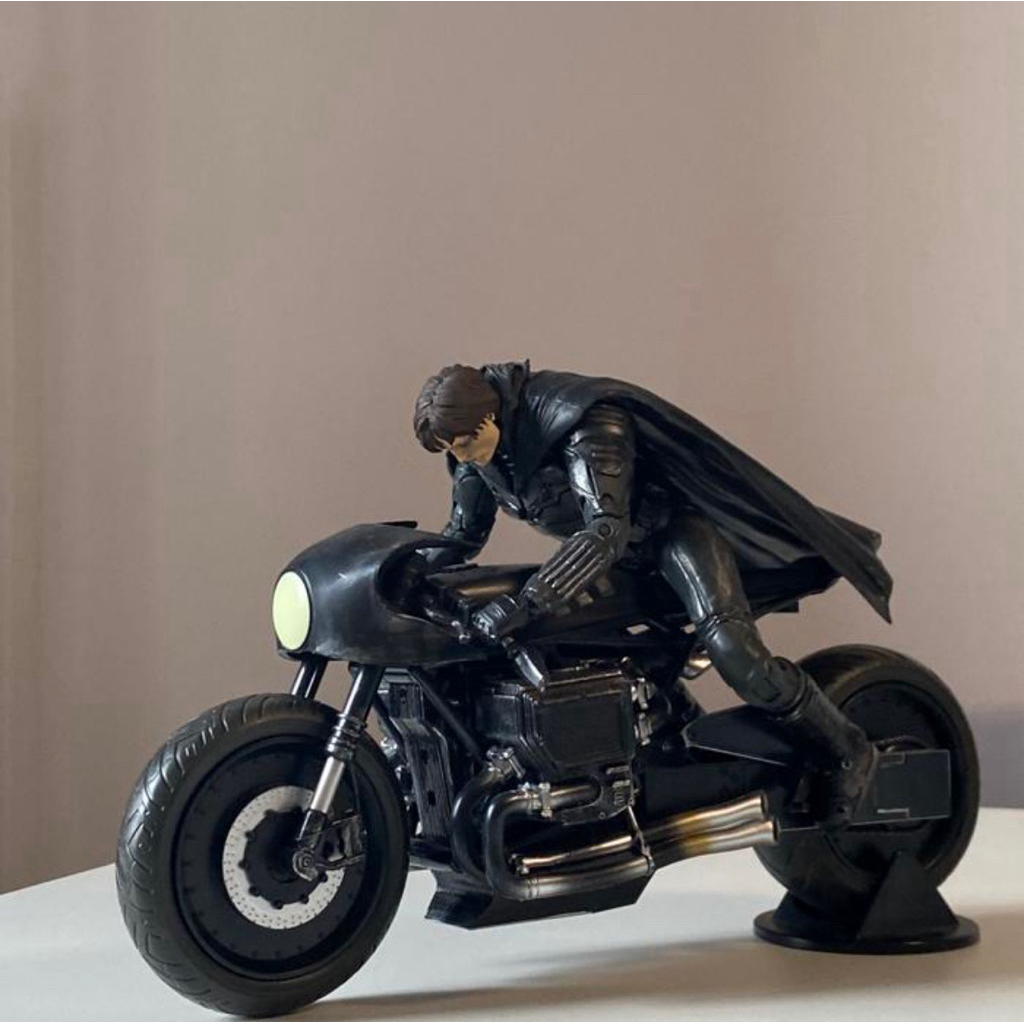 Mcfarlane the batman and batcycle