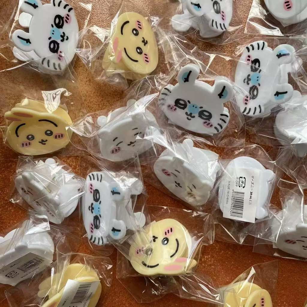 

[PREORDER] Jepitan Acrylic Chiikawa – Clip Imut untuk Catatan & Dekorasi