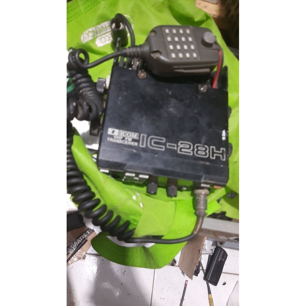 Rig icom ic28h vhf