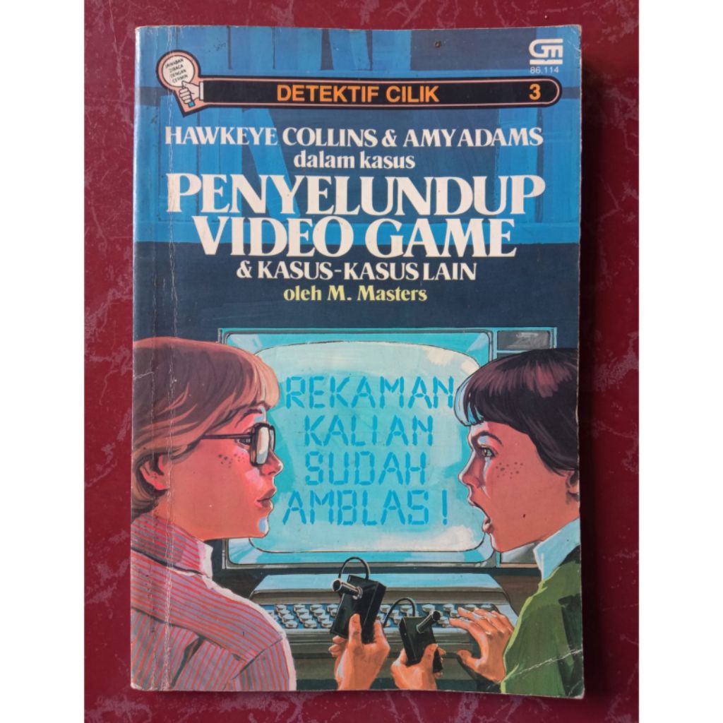 Novel Seri Detektif Cilik Hawkeye Collins & Amy Adams - Penyelundup Video Game dan kasus kasus lain