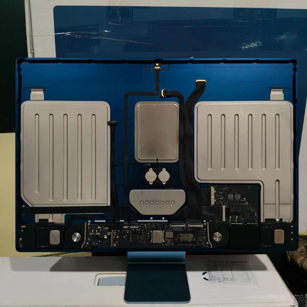 Jual Sperpart Imac 24 Inch M1 2021 A2438  Apple M1 Ram 8gb Ssd 256gb (8-core CPU/8-core GPU)