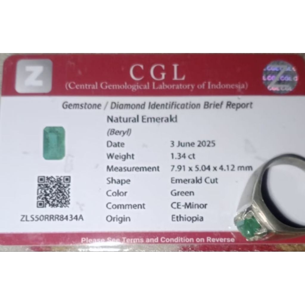 Natural Zamrud CE-Minor 1,34 crt + Memo (ring perak no:9)