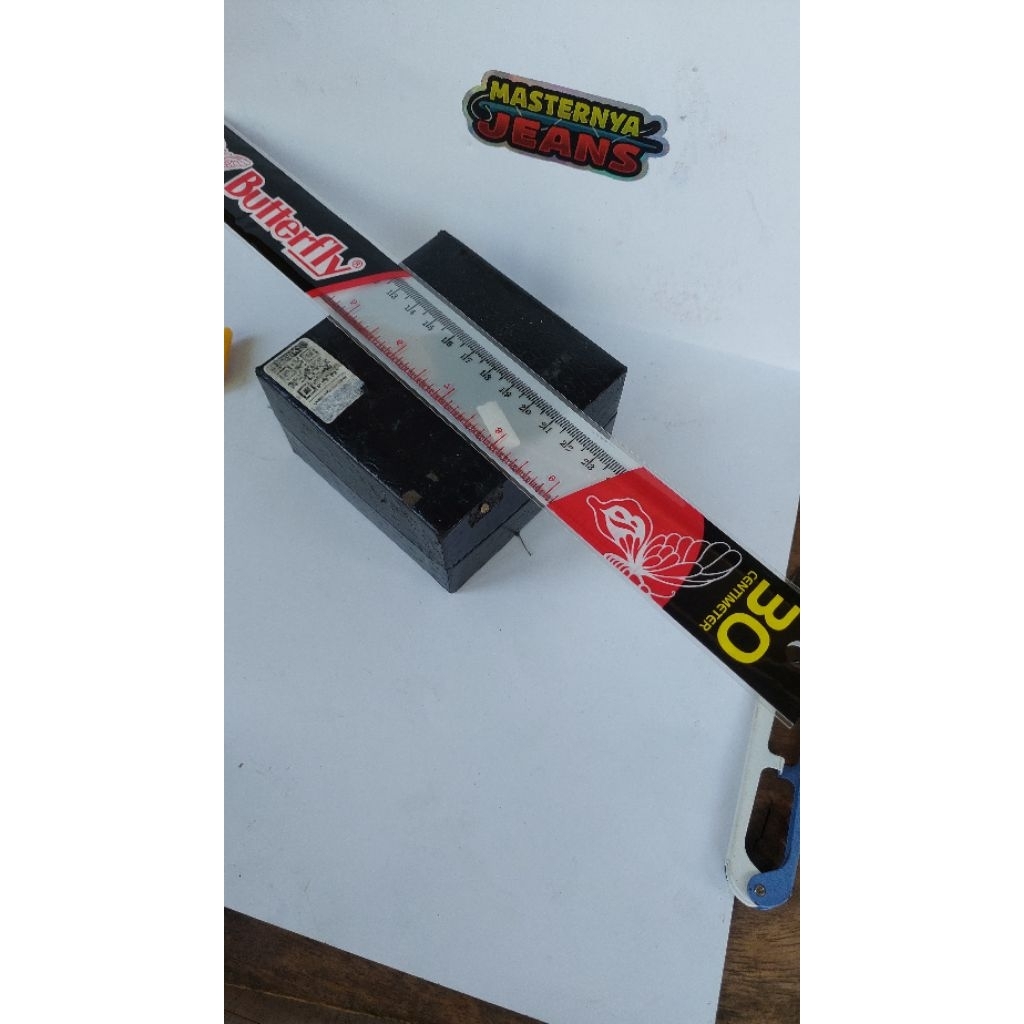 

penggaris bening panjang 30cm