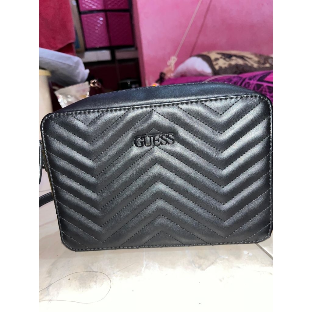 GUESS SLING BAG ORIGINAL