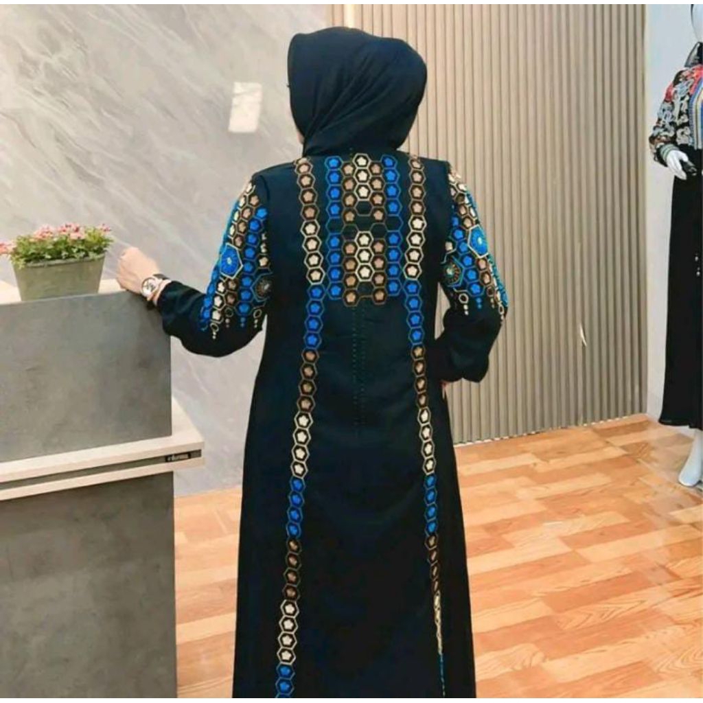 Naura dress by Zulfa Abaya
