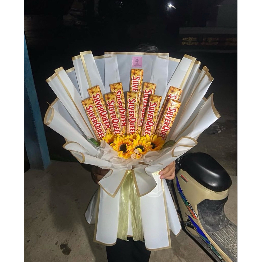 

buket silverqueen isi 10