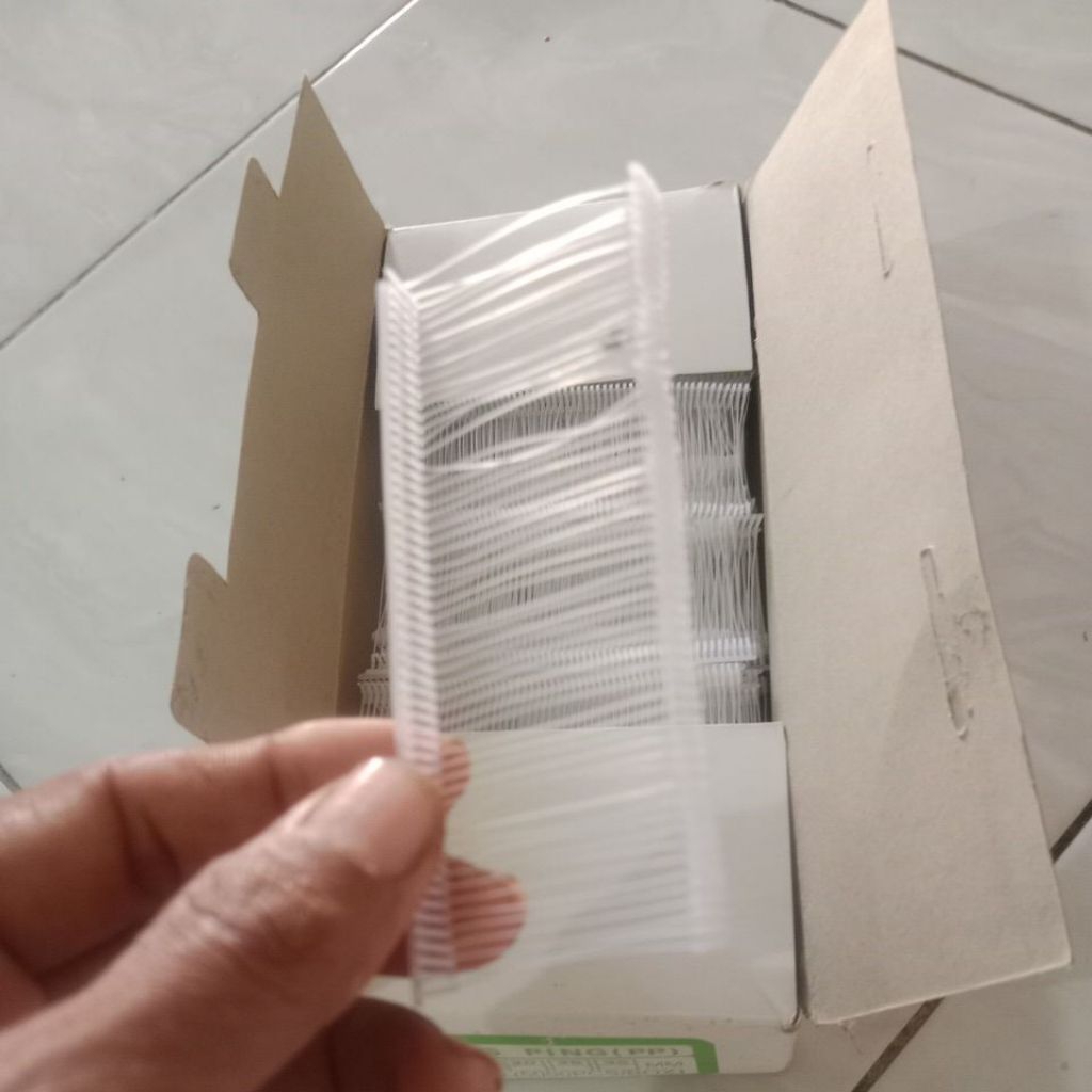 

cuci gudang IUTG01 isi ulang tagging gun