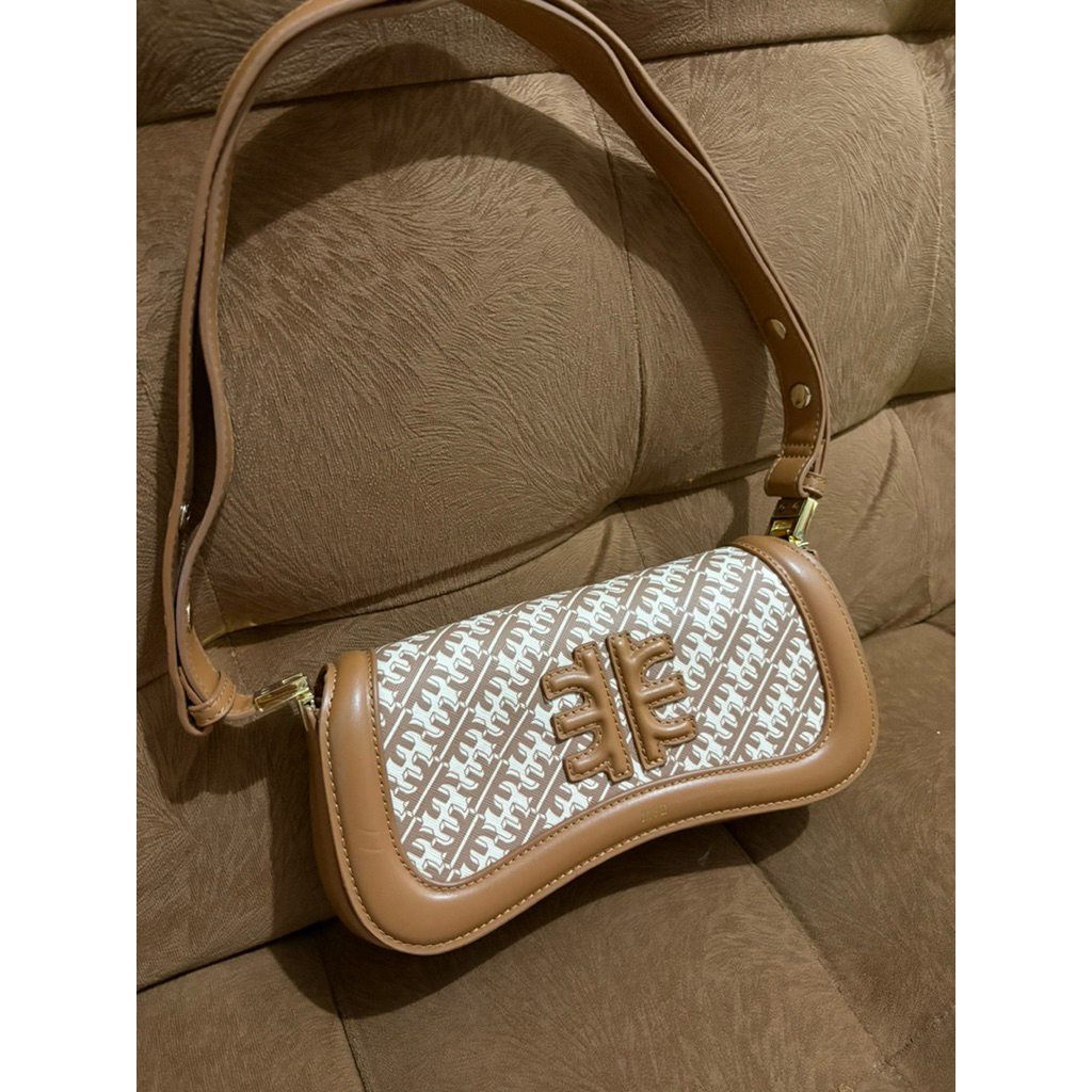 Preloved bag preloved jewepei shoulder bag