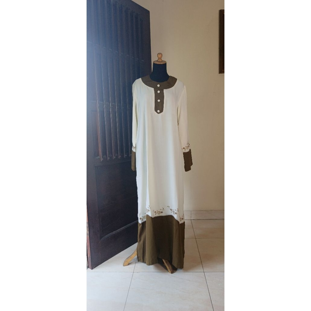 Gamis Putih Bordir Premium Elegan
