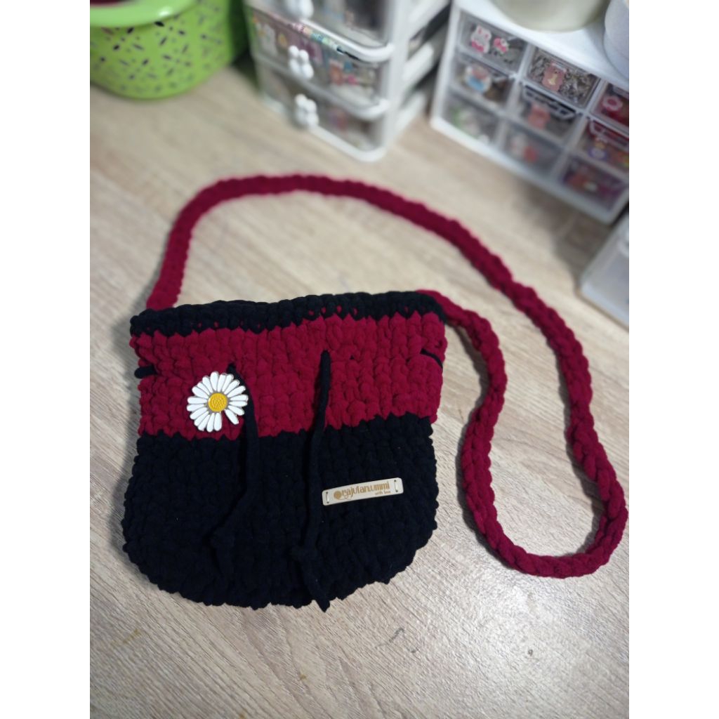 Tas rajut Chenille Yarn. Handmade Bag. Simple Bag