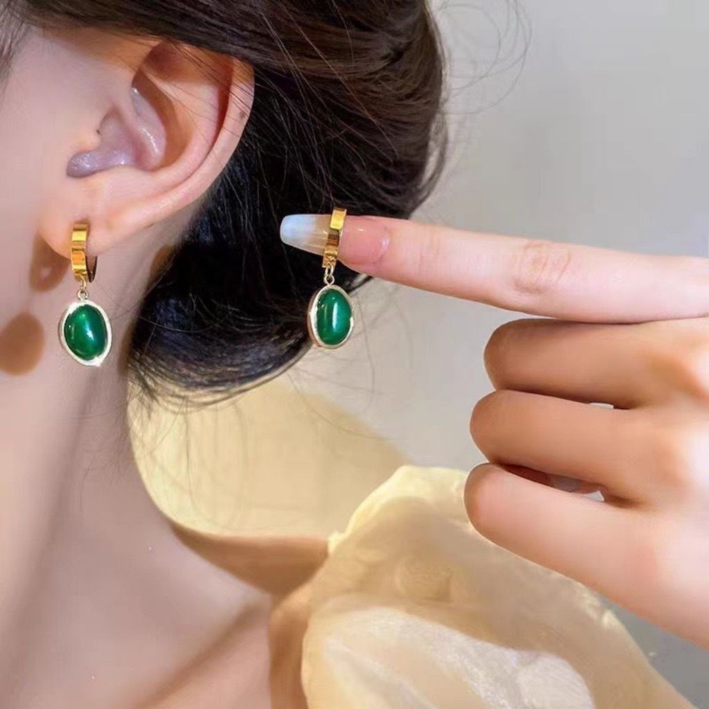 Anting Hoop titanium giok hijau mewah
