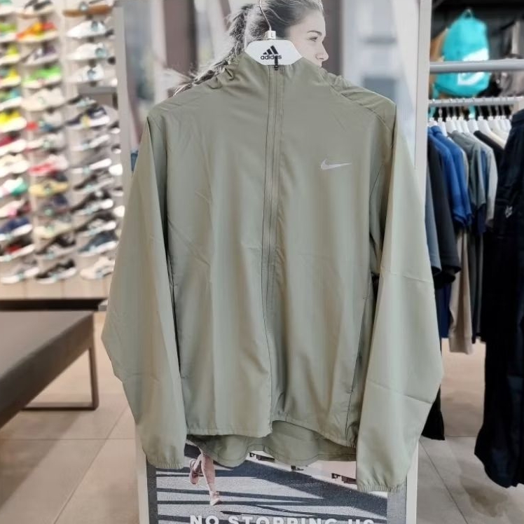 Jaket Running - NIKE DRI-FIT Form Jaket - Light Army [FB7483-320] - Original