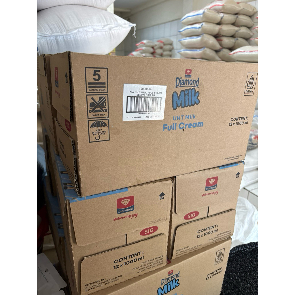 

Susu UHT Diamond 1 liter kardus, susu Diamond 1liter dus