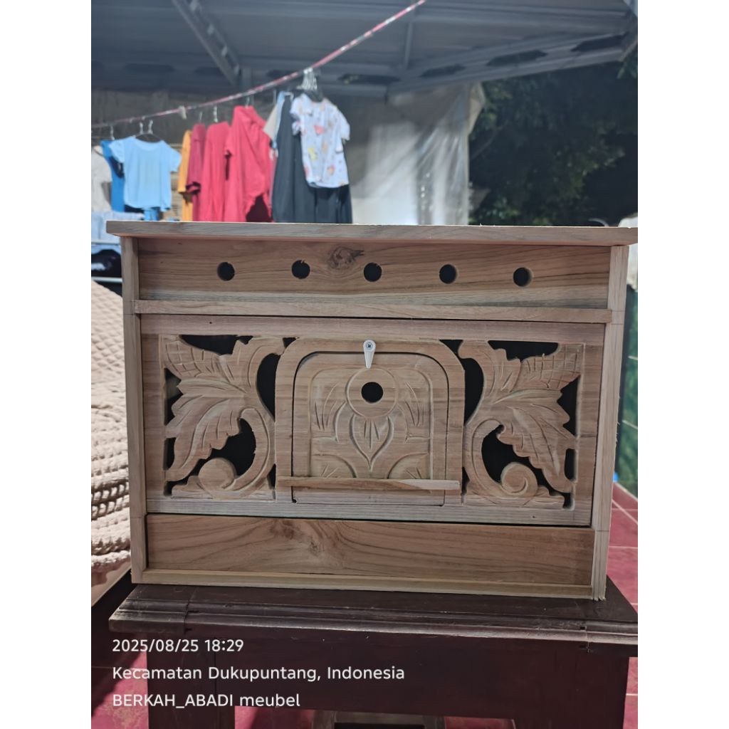 gupon merpati ukir kayu jati (belum di finising)
