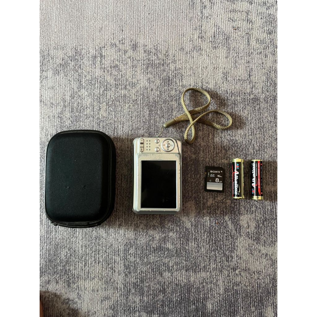 digicam Fujifilm FinePix AV100