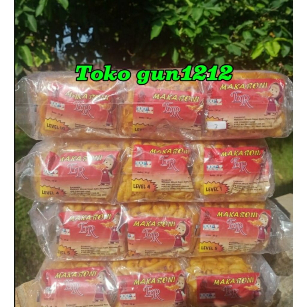 

Makaroni Marsya level pedas 1 pak isi 24pcs,30Gram/pcs
