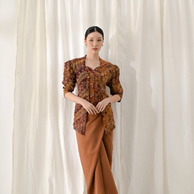 AlmaNaia - Nala - Kebaya & Rok Lilit One Set