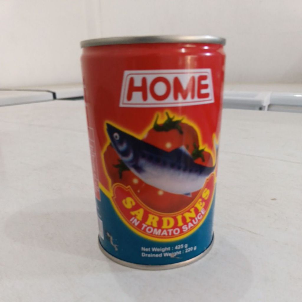 

HOME" ikan Sarden Kaleng dalam Saos Tomat Berat Bersih 425 Gram expired lamaaaa