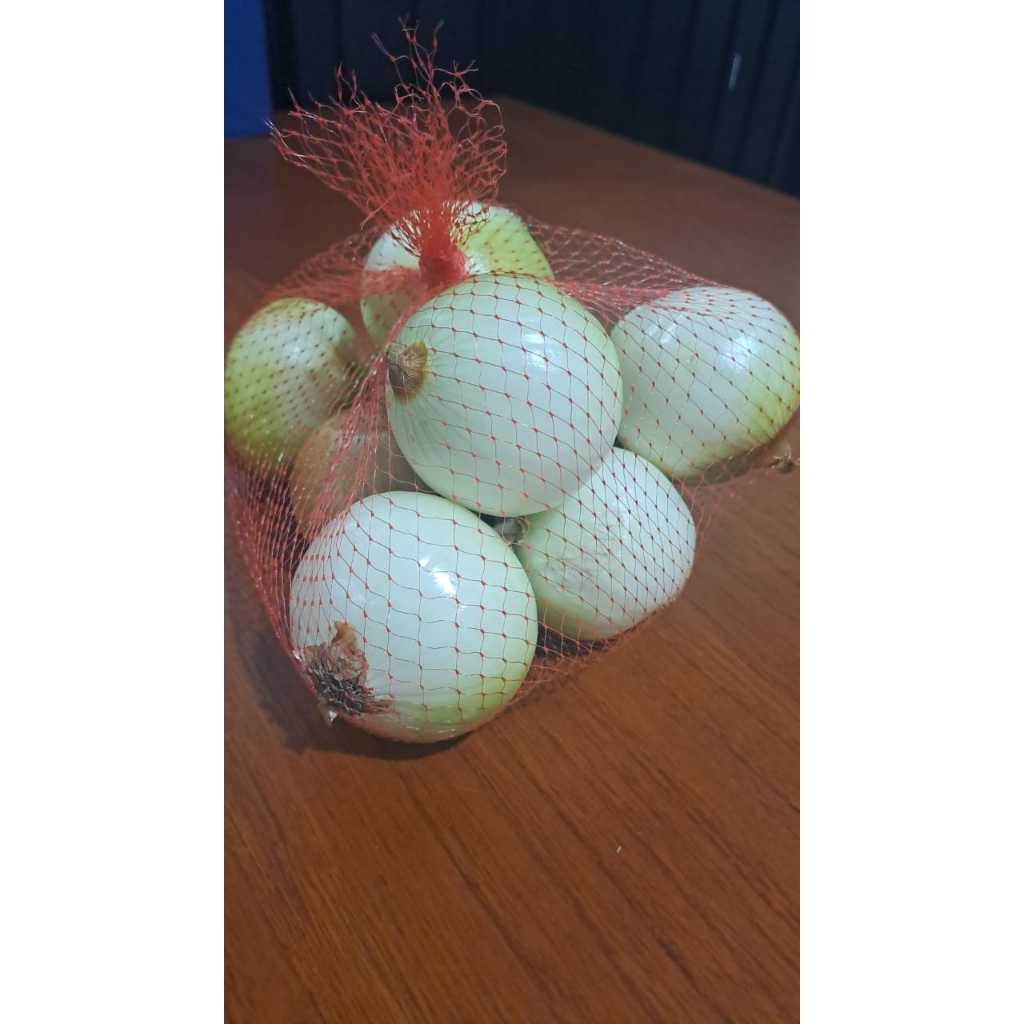 

BAWANG BOMBAY BOTAK/TERKELUPAS KULIT 1KG