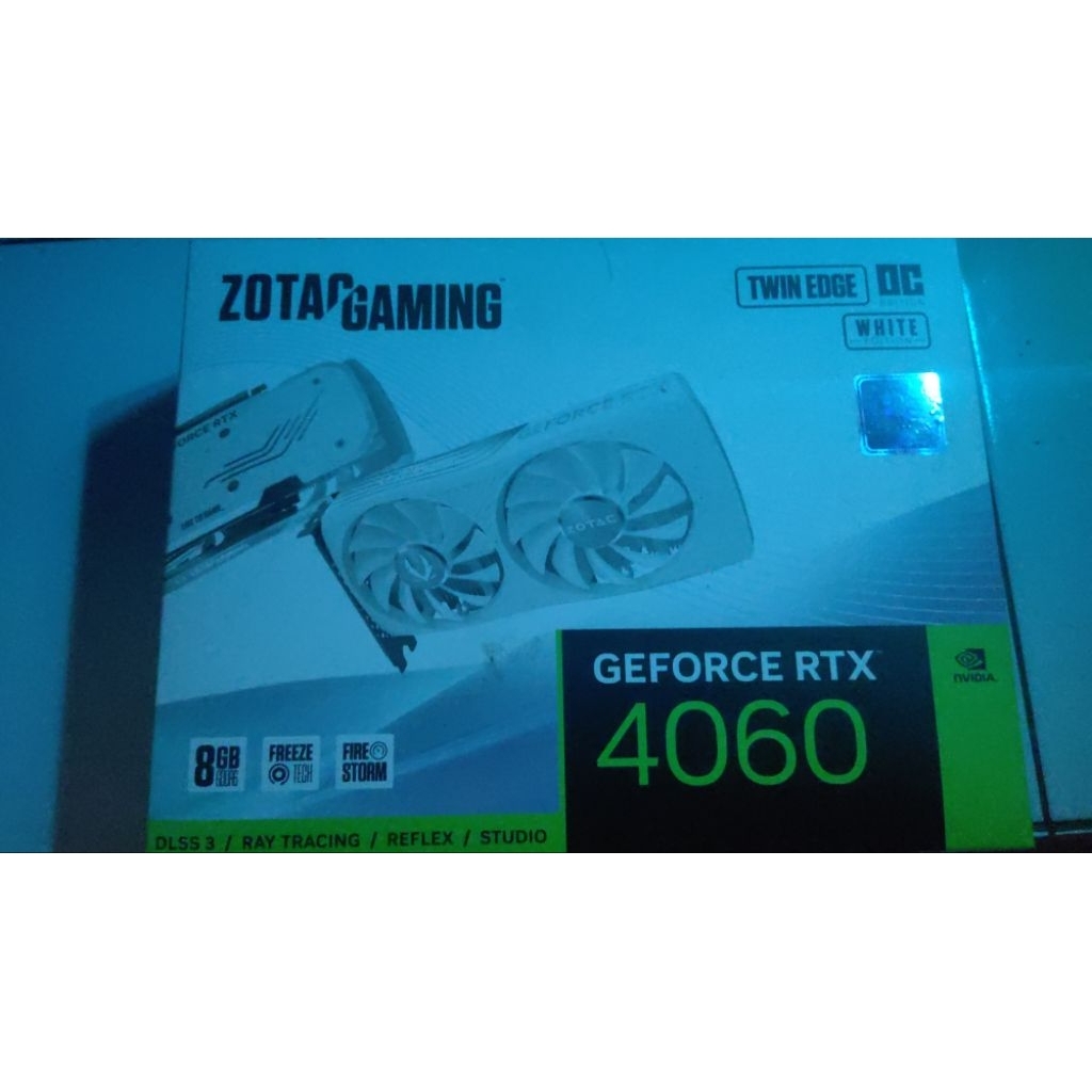 RTX 4060 Zotac Twin Edge White Ver.
