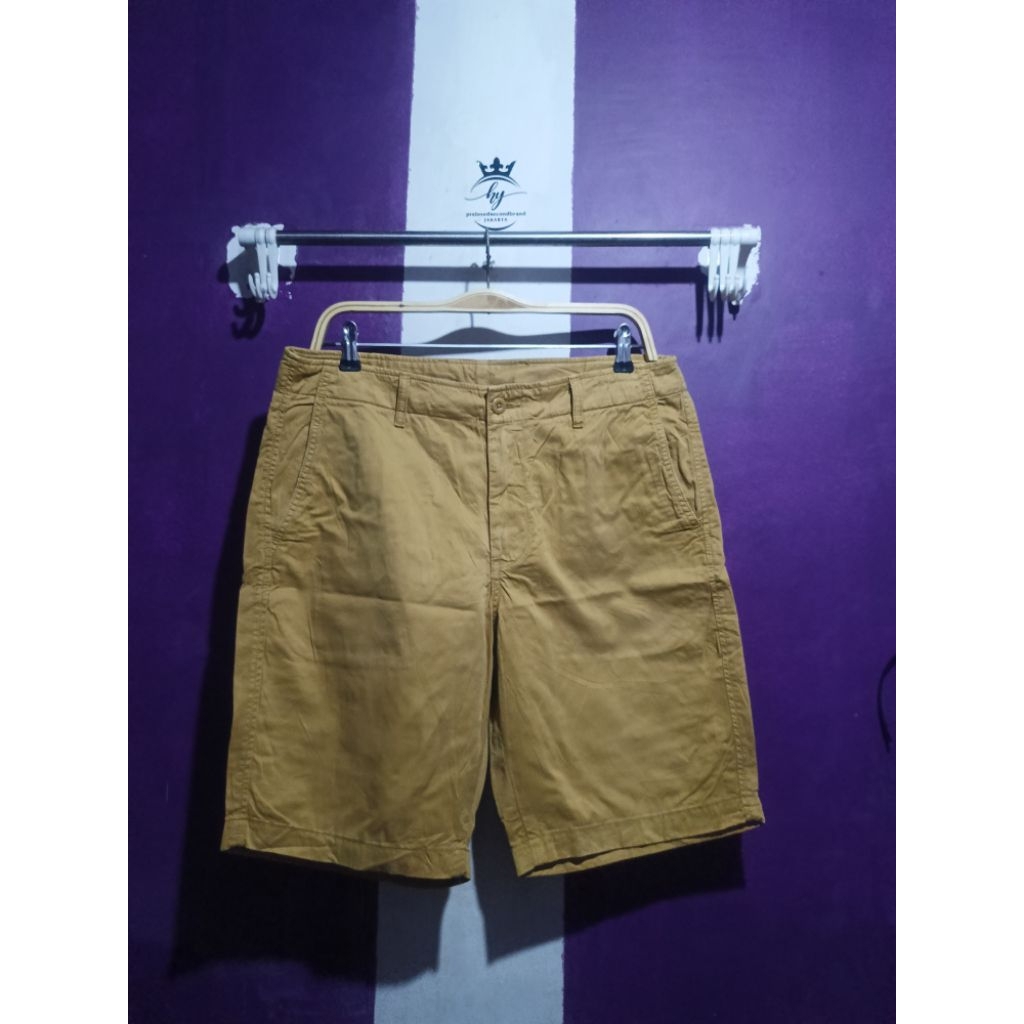 celana pendek pria l celana pendek pria UNIQLO ORIGINAL SECOND