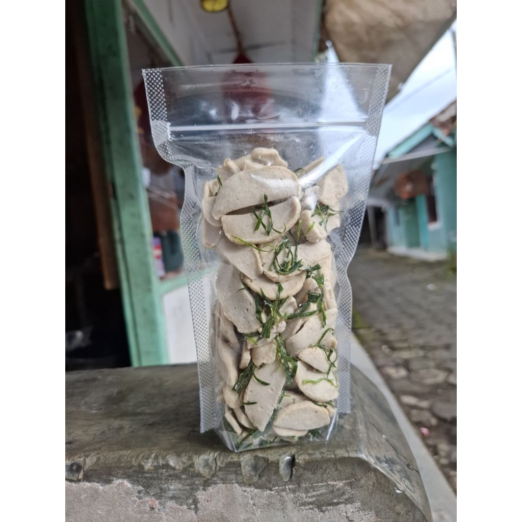 

SERBA 5000 cemilan Basreng/Makroni bantat/Krupuk sebring/Kripik singkong asrud/Makanan Snack