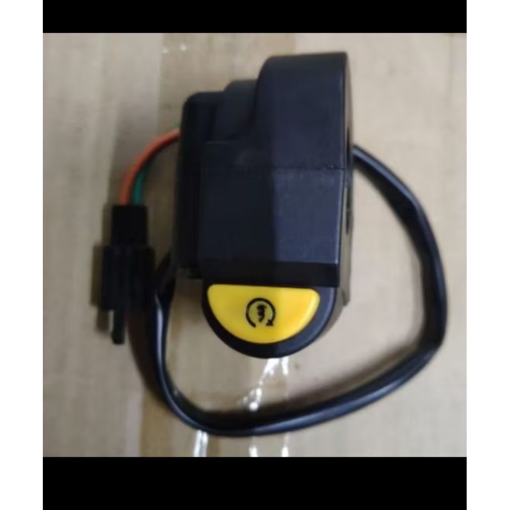 SAKLAR KANAN HOLDER KANAN SATRIA FU 150