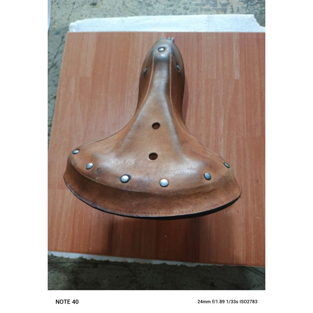 sadel sepeda onthel kulit merk brooks second