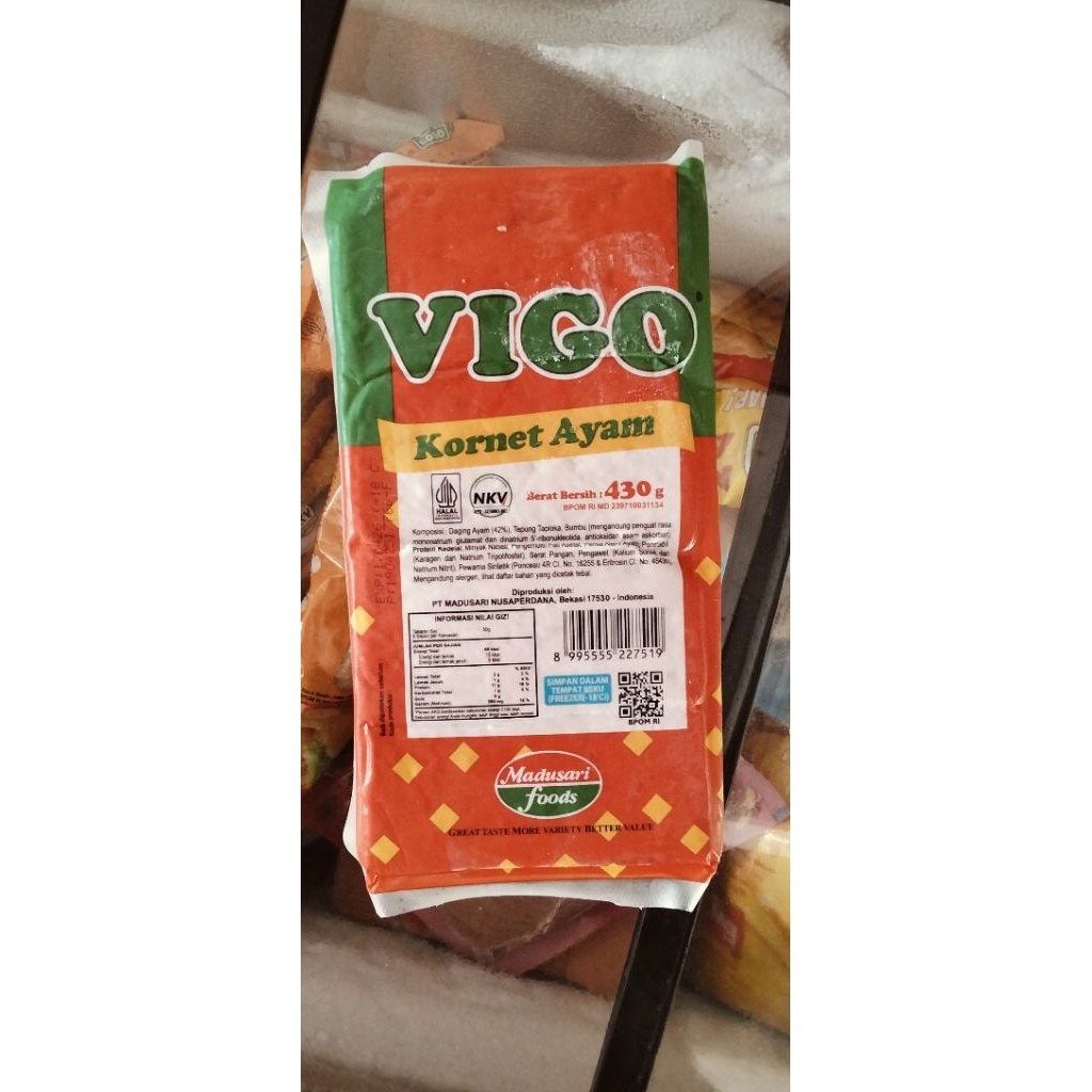 

Vigo Kornet Ayam Isi 4 Kemasan 430g