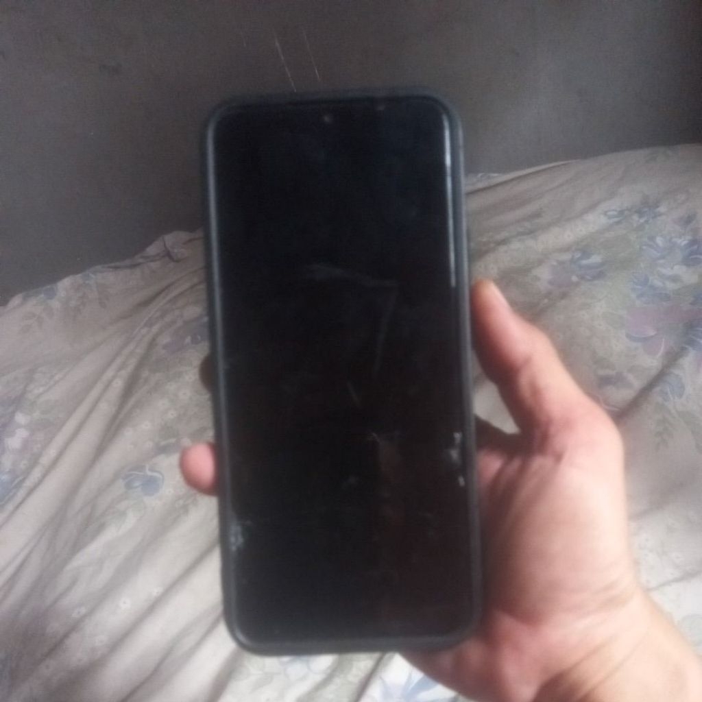 hp Infinix hot 9 play bekas