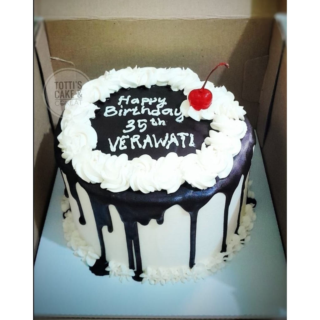 

Kue ulang tahun karakter / Kue Enak BLACKFOREST Birthday Cake / Kue Ulang Tahun selamat hari guru Ultah (16cm )enakkkkkk