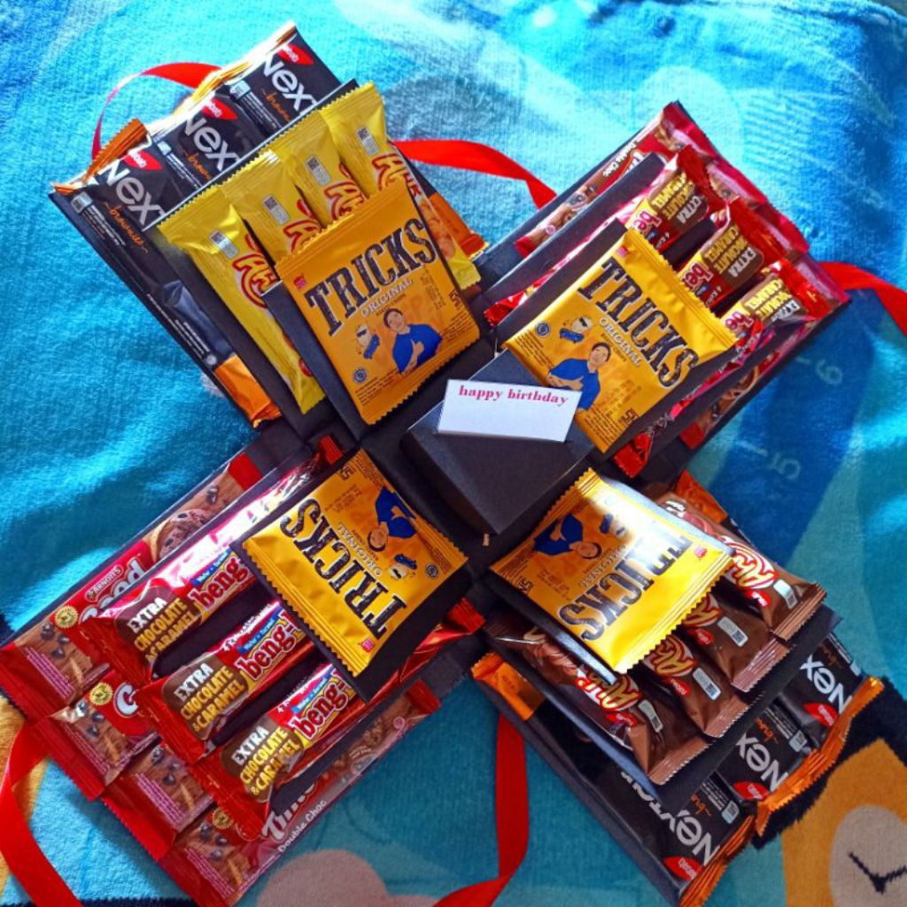 

Exsplosion box || Kado bertumpuk jajanan || Bisa bayar di tempat