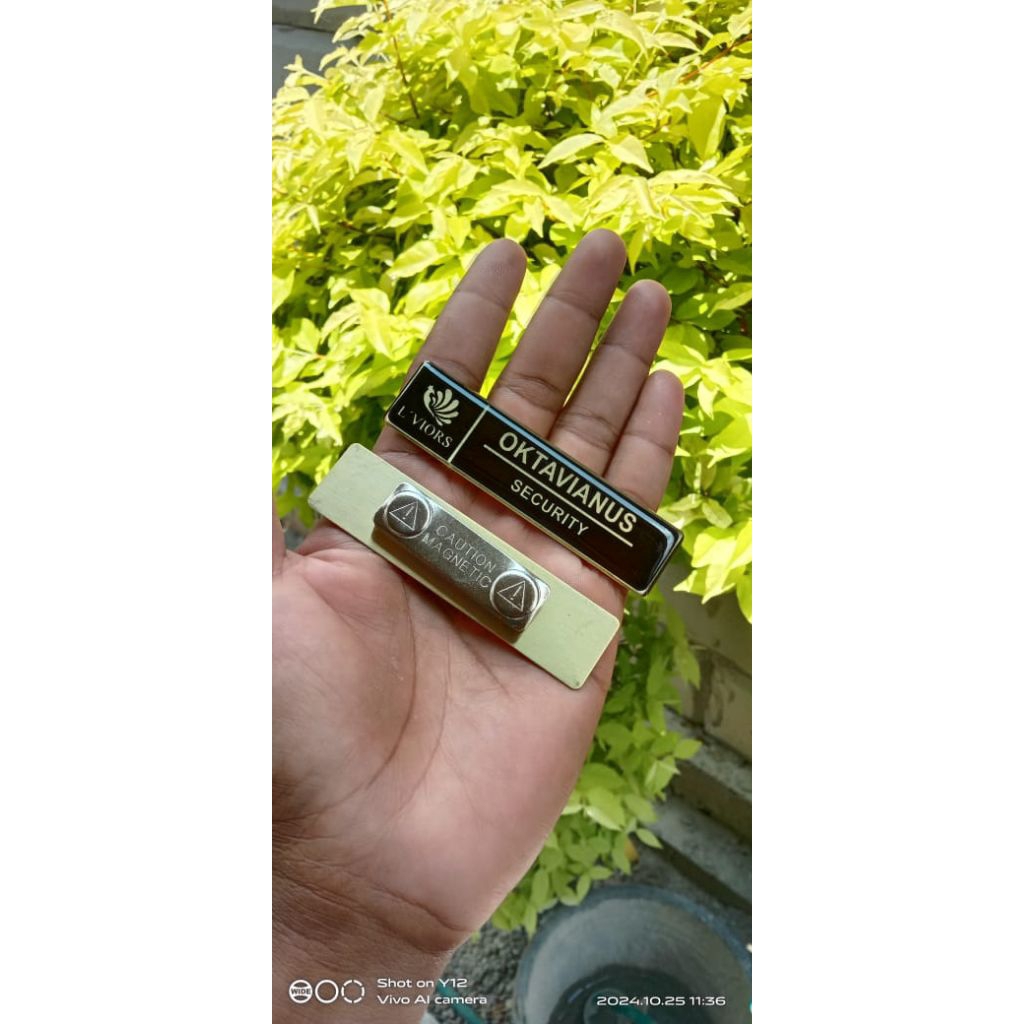 

Nama Dada / Namtage Kuningan magnet 2x8 cm