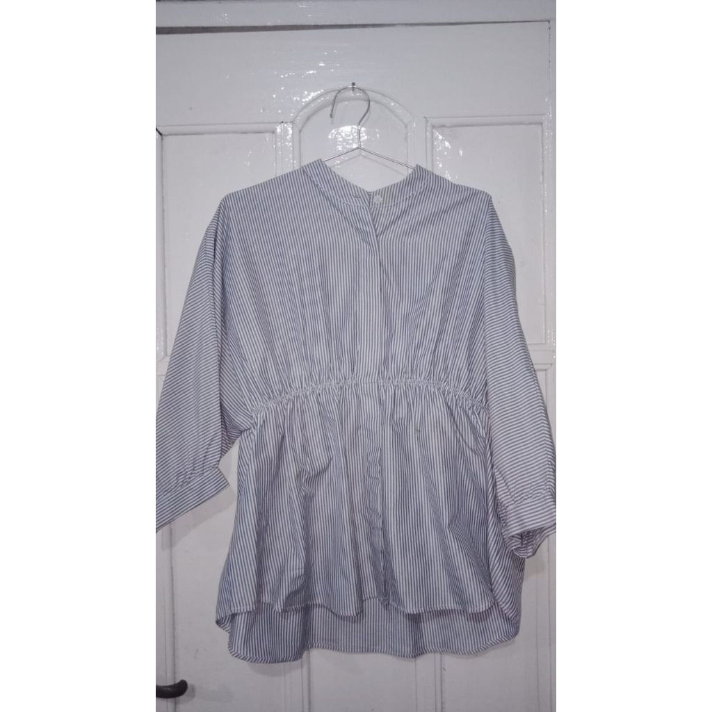 kemeja this is april