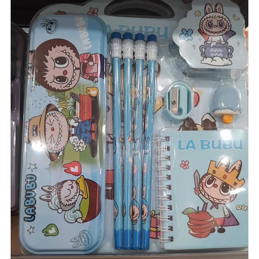 

Set Alat Tulis Labubu isi Kotak Pensil Pensil Buku Kecil Rautan Penghapus Hadiah Anak