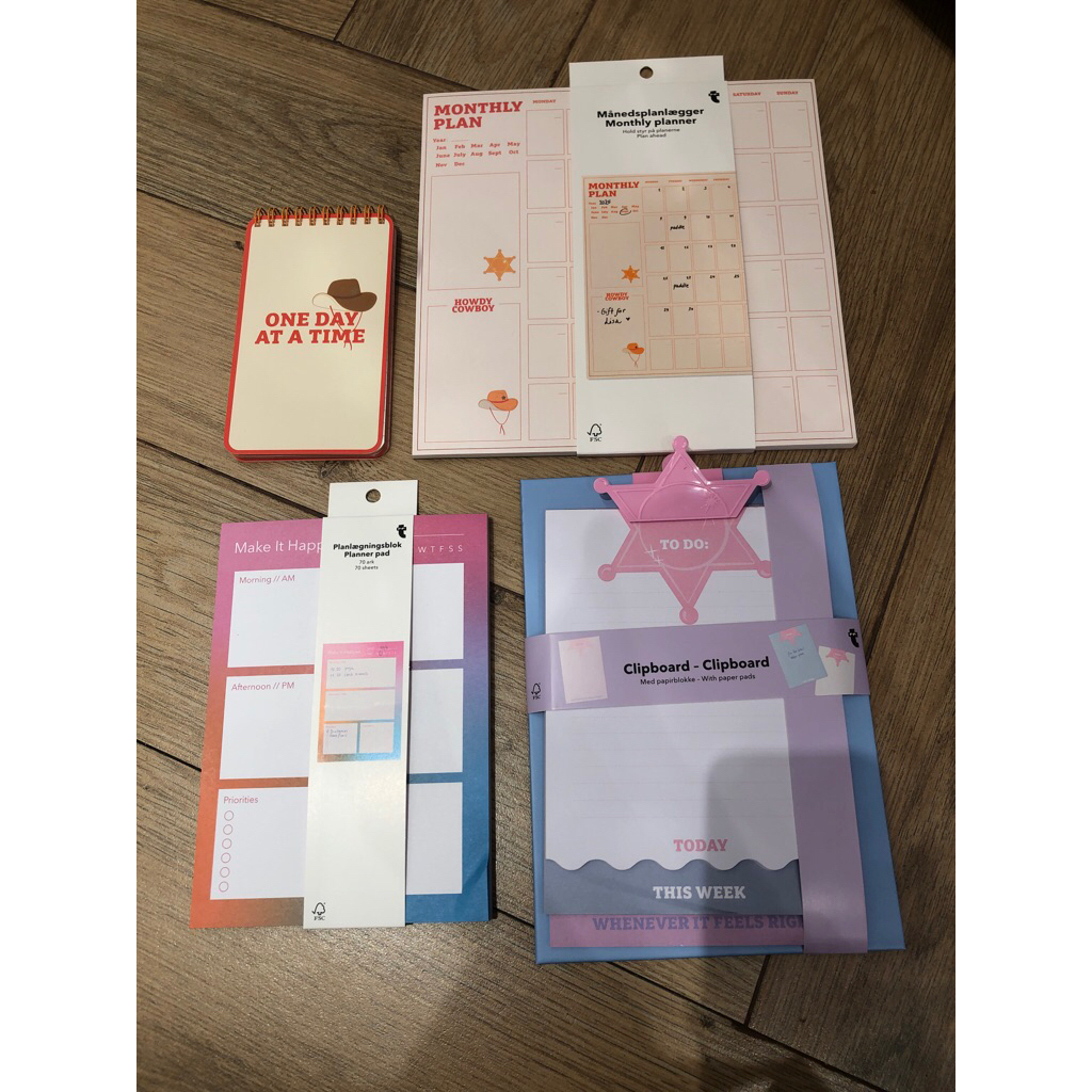 

[JASTIP FLYING TIGER] Cowboy Monthly Weekly Planner Clip Board Papan Dada Mini Note Pad