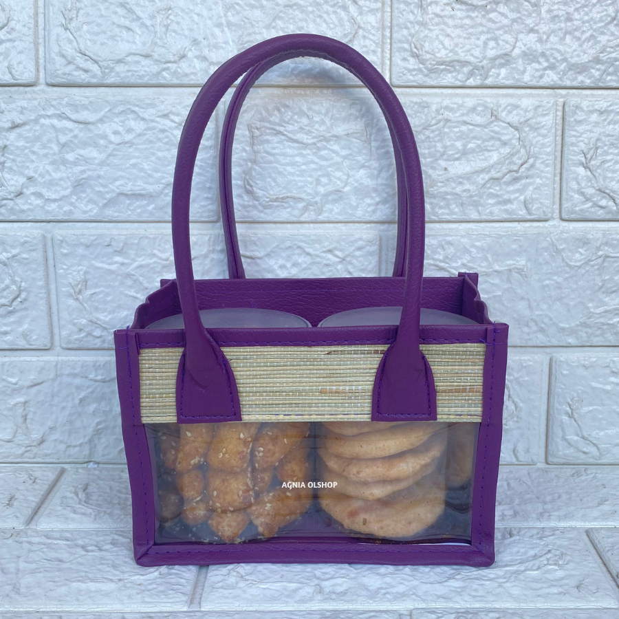 

Tas Hampers Mendong Untuk Isi 2 Toples Silinder (Ungu) Keranjang Parcel Mika