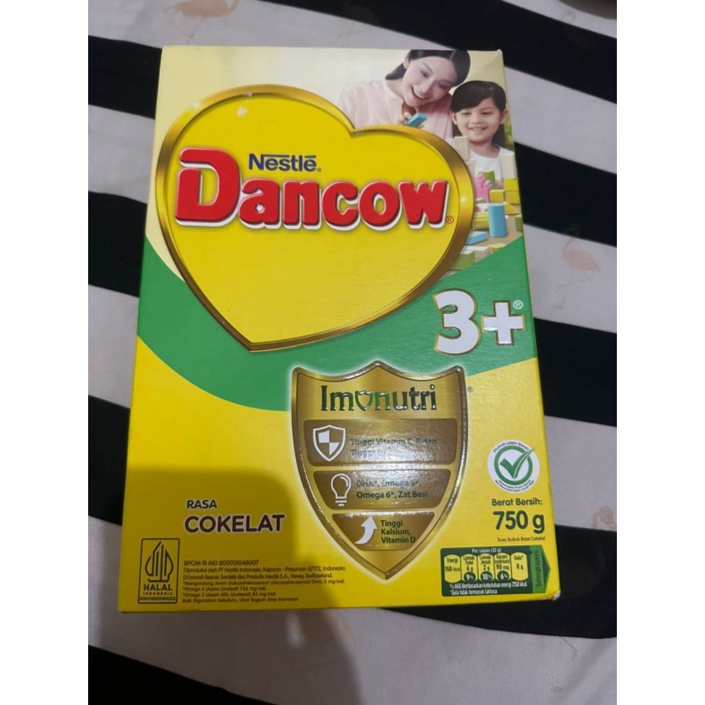 

DANCOW 3 PLUS COKLAT 750 GRAM - NEW