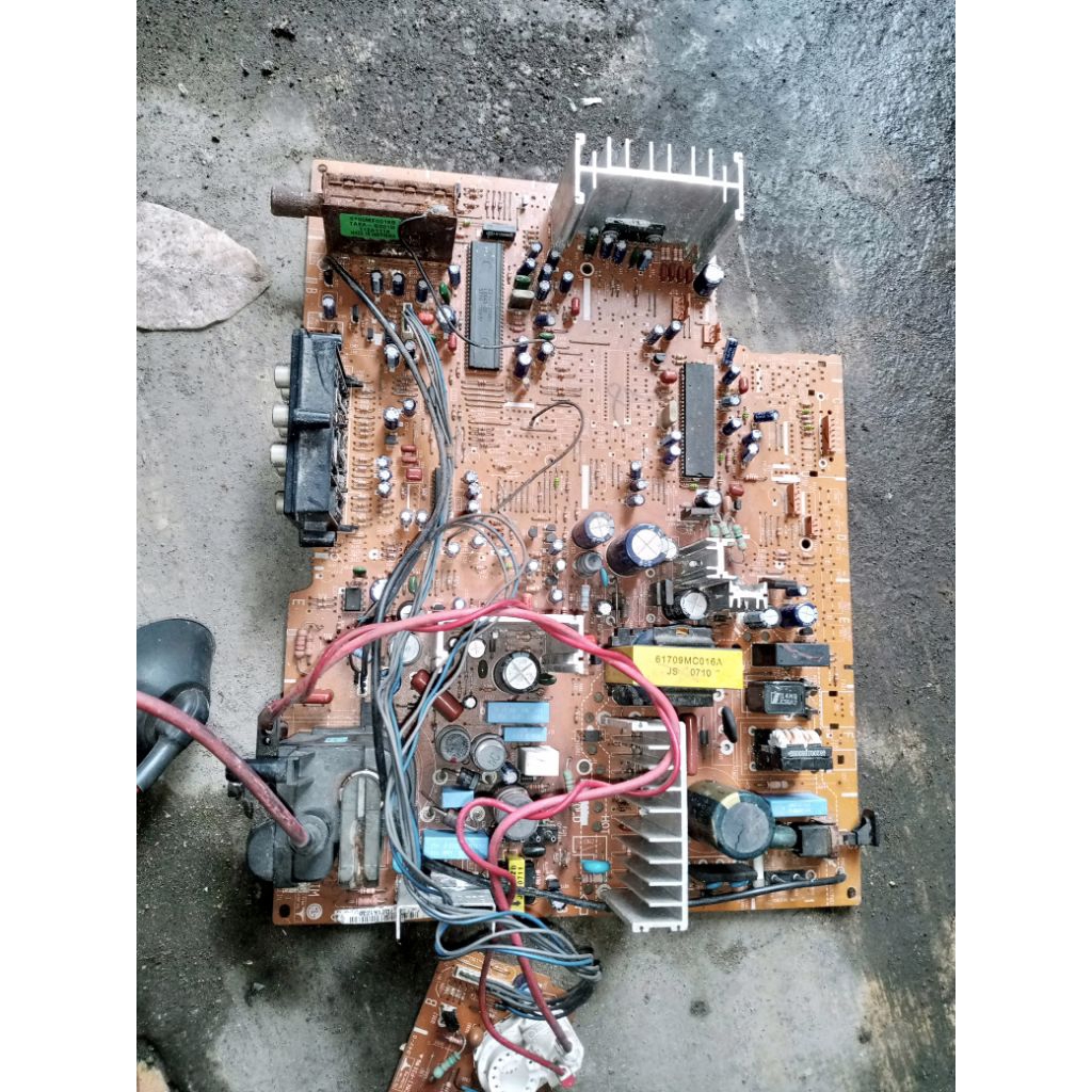 mesin tv lg ew mati model seperti foto ic LG 043